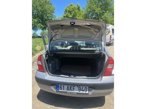 Sahibinden Renault Clio 1.4 Alize 2005 Model 