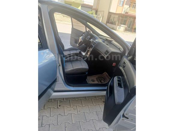2004 MODEL Peugeut 307 1.4HDİ