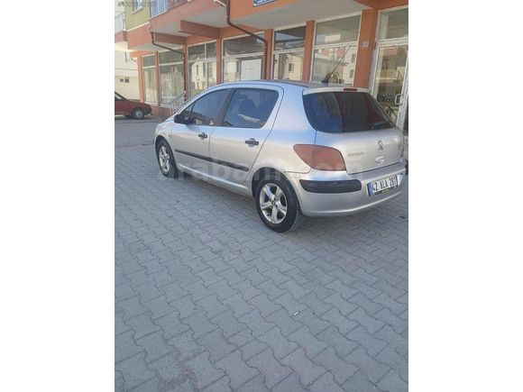 2004 MODEL Peugeut 307 1.4HDİ