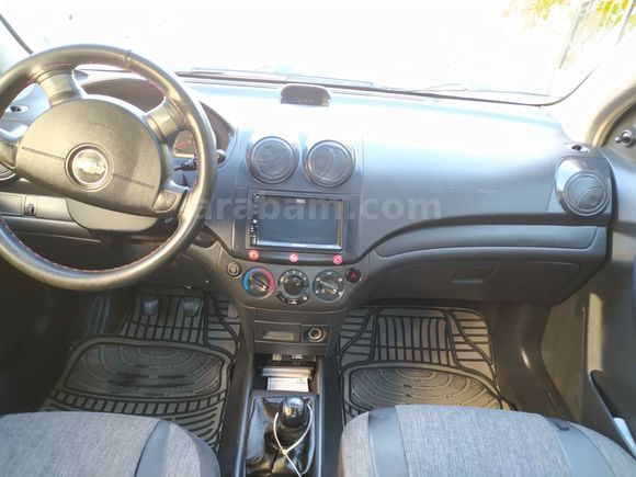2009 1.2 16v 84bg Klimalı