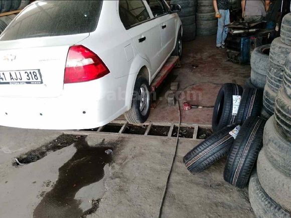 2009 1.2 16v 84bg Klimalı