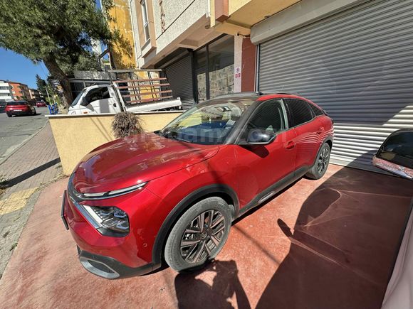 Sahibinden Citroen C4 1.2 PureTech Shine Bold 2022 Model 