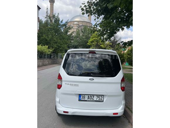 Sahibinden Ford Tourneo Courier 1.6 TDCi Titanium Plus 2017 Model 