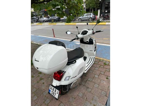 Sahibinden Vespa GTS 300 Super 