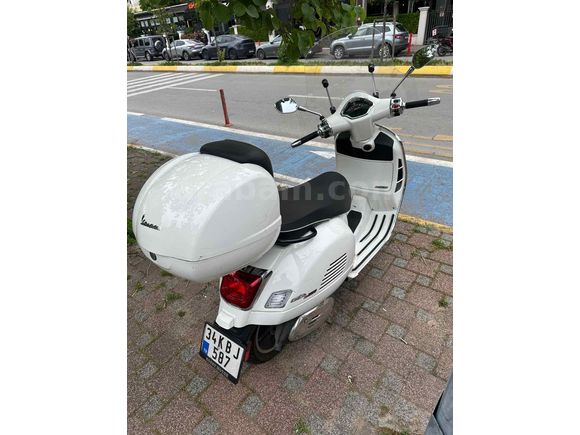 Sahibinden Vespa GTS 300 Super 