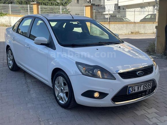 2010 MODEL TERTEMİZ MASRAFSIZ FOCUS TREND X AİLE ARACI