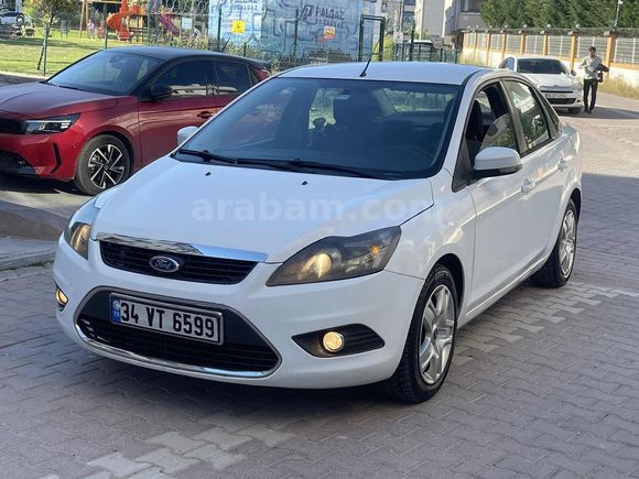 2010 MODEL TERTEMİZ MASRAFSIZ FOCUS TREND X AİLE ARACI