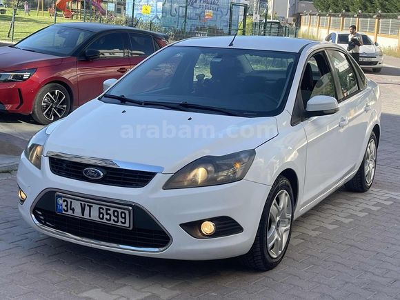 2010 MODEL TERTEMİZ MASRAFSIZ FOCUS TREND X AİLE ARACI