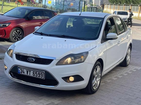 2010 MODEL TERTEMİZ MASRAFSIZ FOCUS TREND X AİLE ARACI