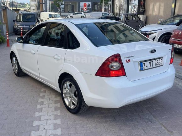 2010 MODEL TERTEMİZ MASRAFSIZ FOCUS TREND X AİLE ARACI