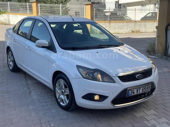 2010 MODEL TERTEMİZ MASRAFSIZ FOCUS TREND X AİLE ARACI