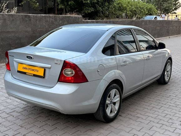 EMİN OTOMOTİVDEN FORD FOCUS 1.6 TRENT X