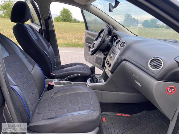 - 2011 1.Sınıf 277 Bin Km ' De - 1.6 TDCİ 95 HP Trend X Focus -