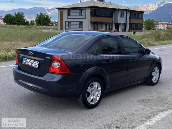 - 2011 1.Sınıf 277 Bin Km ' De - 1.6 TDCİ 95 HP Trend X Focus -