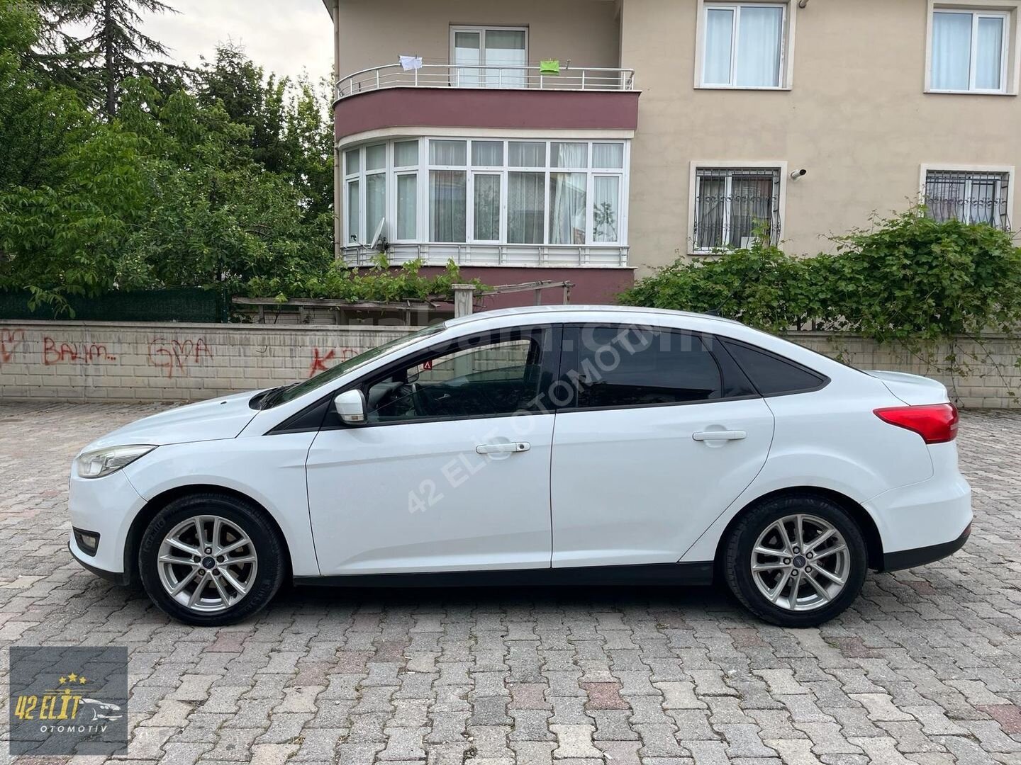 Galeriden Ford Focus 1.6 TDCi Trend X 2015 Model Konya 292.000 km Beyaz 2