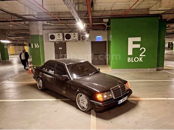 Sahibinden Mercedes - Benz 200 E 1989 Model 