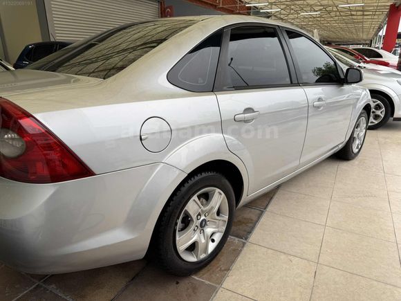 ÇOK TEMİZ_BAKIMLI_1.6 DİZEL_2011 TREND X_SEDAN FOCUS