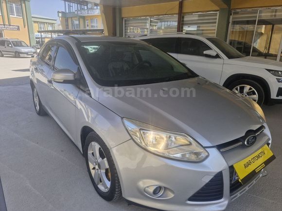 2012 FORD FOKUS MAKYAJLI KASA