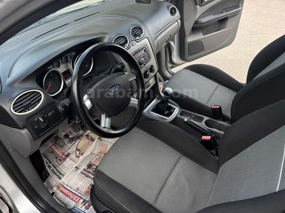 DEĞİŞENSİZ + HATASIZ + FOCUS + EMSALSİZ + 180.000 KM