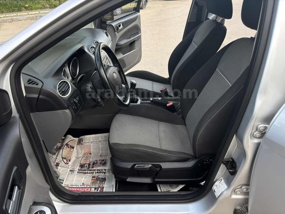 DEĞİŞENSİZ + HATASIZ + FOCUS + EMSALSİZ + 180.000 KM