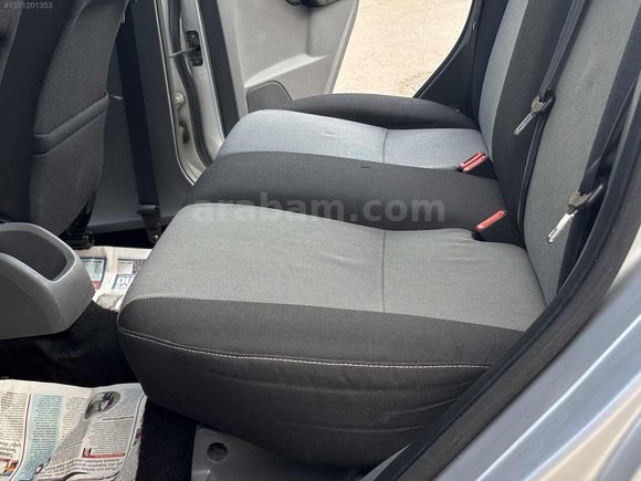 DEĞİŞENSİZ + HATASIZ + FOCUS + EMSALSİZ + 180.000 KM