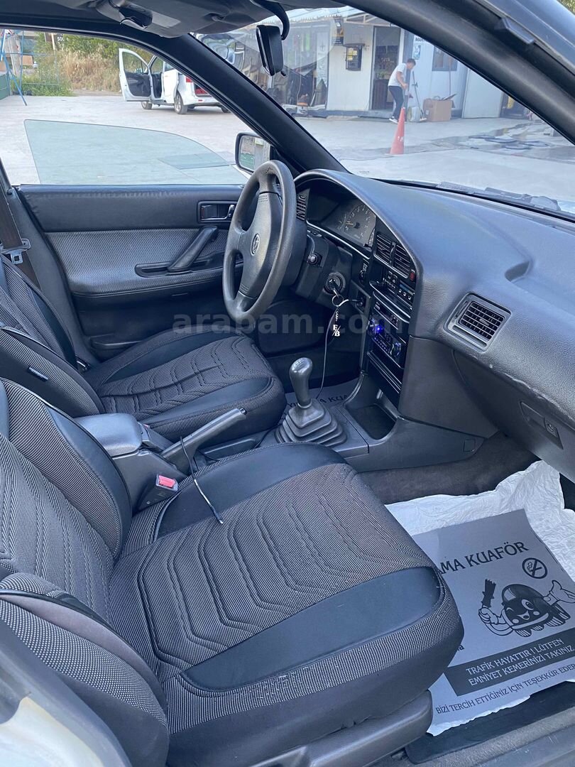 Sahibinden Subaru Legacy 2.0 1993 Model Sakarya 392.000 km Beyaz 5