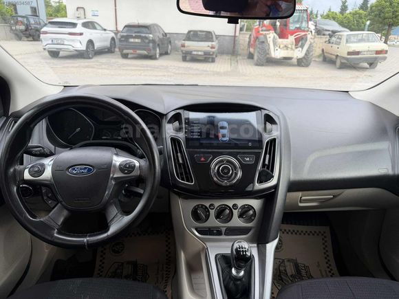 1.6 TDCI FORD FOCUS 258 bin km 2012 model