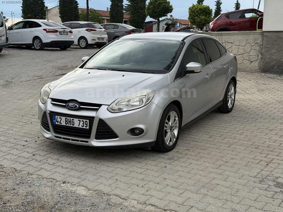 1.6 TDCI FORD FOCUS 258 bin km 2012 model