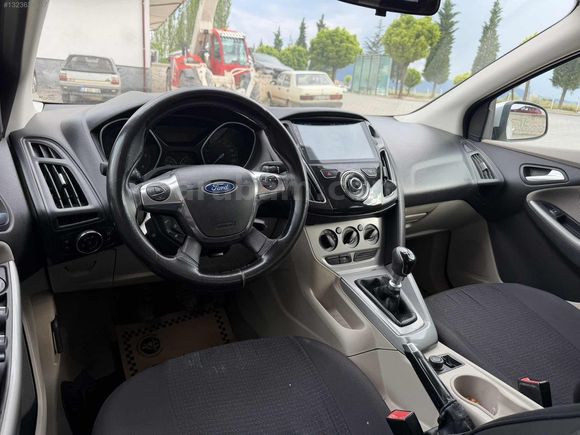 1.6 TDCI FORD FOCUS 258 bin km 2012 model