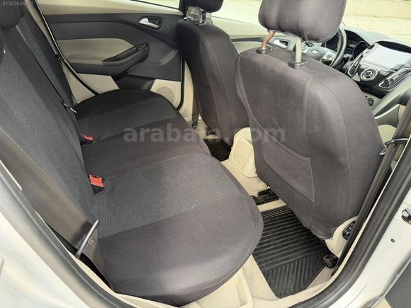 1.6 TDCI FORD FOCUS 258 bin km 2012 model