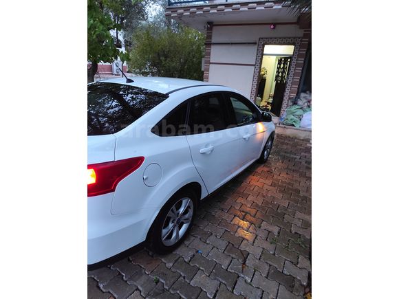 Sahibinden Ford Focus 1.6 TDCi Style 2015 Model 