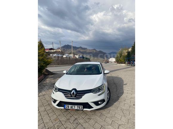Sahibinden Renault Megane 1.5 dCi Touch 2016 Model 