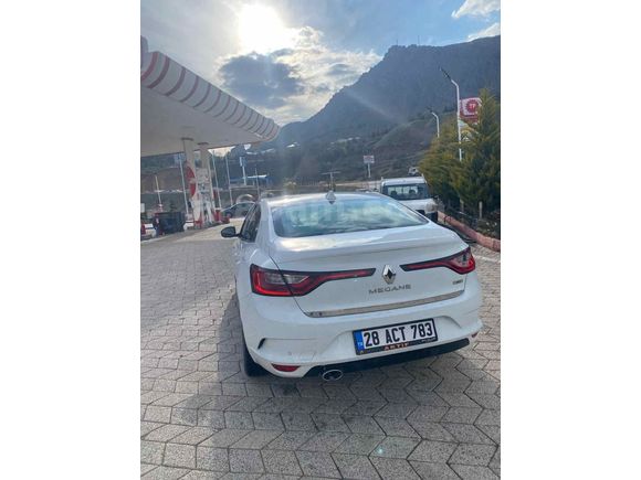 Sahibinden Renault Megane 1.5 dCi Touch 2016 Model 