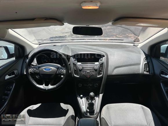 SUNA OTOMOTİV FOCUS DIZEL MANUL TERTEMİZ BAKIMLI