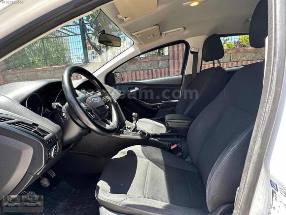 SUNA OTOMOTİV FOCUS DIZEL MANUL TERTEMİZ BAKIMLI