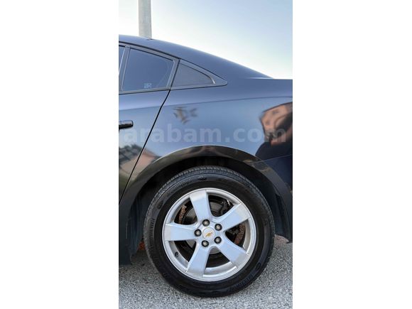 İLK SAHİBINDEN TEMIZ CHEVROLET CRUZE