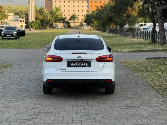 2016 FORD FOCUS TREND X
