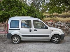 Sahibinden renault kangoo 1.5 2005 Model
