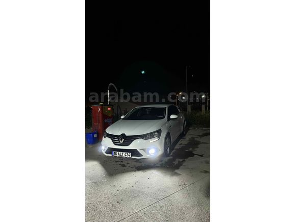Memurdan temiz Megane
