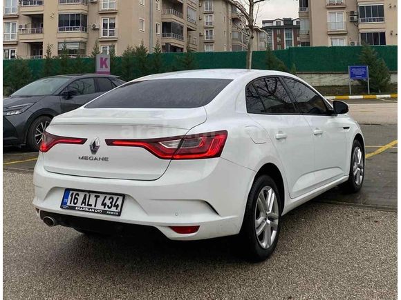 Memurdan temiz Megane