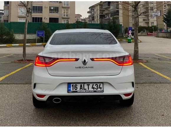 Memurdan temiz Megane