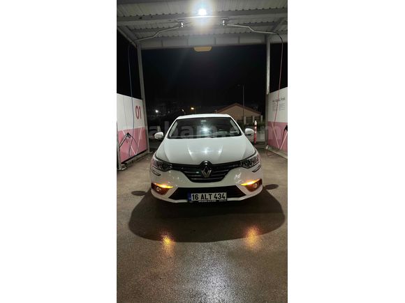 Memurdan temiz Megane