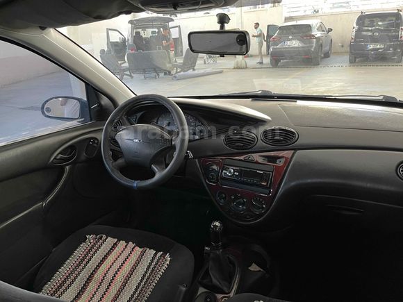 Sahibinden Ford Focus 1.6 Ambiente 2000 Model 