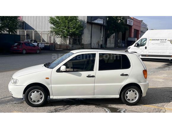     Tavan hariç temizlik boyalı• 108 Bin KM • Polo 1.4