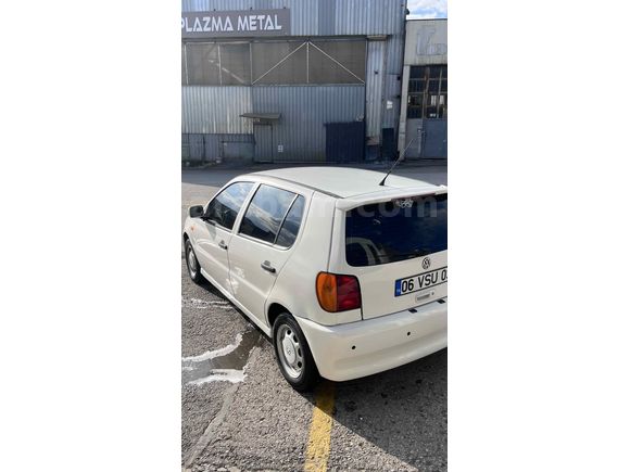     Tavan hariç temizlik boyalı• 108 Bin KM • Polo 1.4