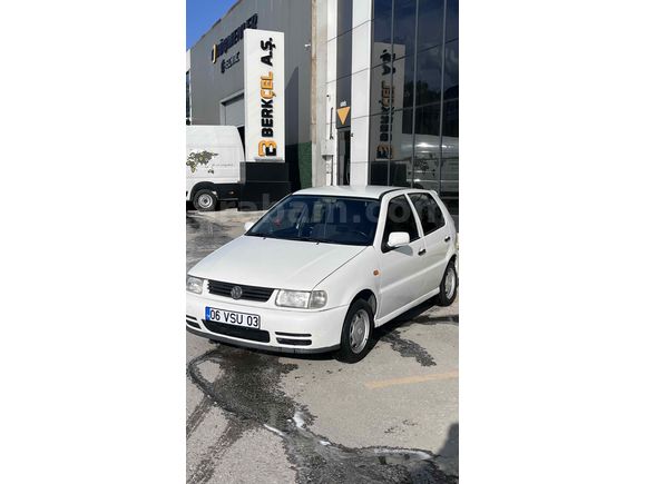     Tavan hariç temizlik boyalı• 108 Bin KM • Polo 1.4