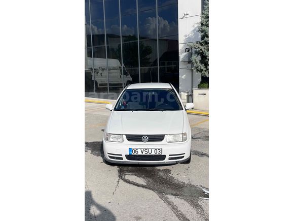     Tavan hariç temizlik boyalı• 108 Bin KM • Polo 1.4