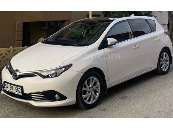Sahibinden Toyota Auris 1.6 Advance Skypack 2016 Model 