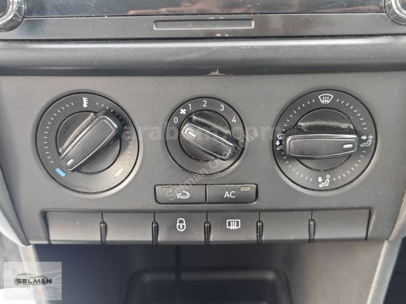 SELMAN OTOMOTİVDEN 2013 TOLEDO 1.2 TSI REF. DEĞİŞENSİZ 240 BİNDE