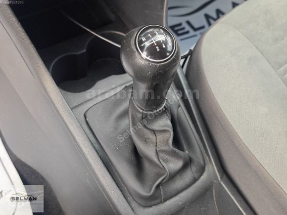 SELMAN OTOMOTİVDEN 2013 TOLEDO 1.2 TSI REF. DEĞİŞENSİZ 240 BİNDE